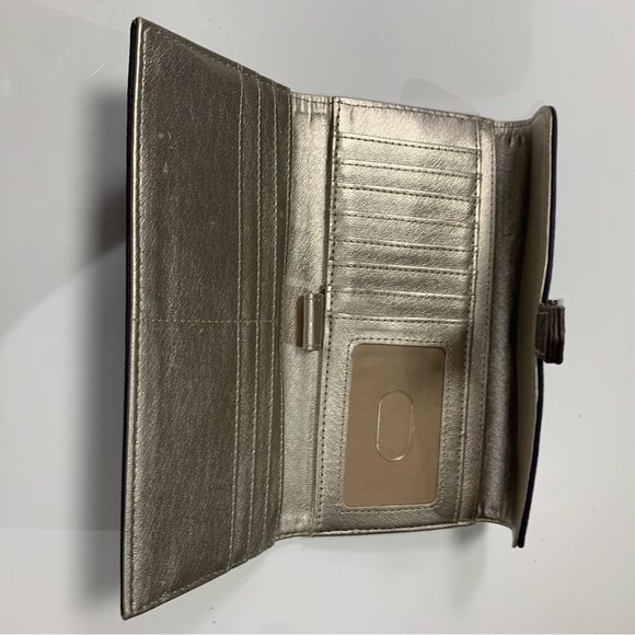 Beautiful Nine West Deep Purple Wallet - Picture 2 of 2
